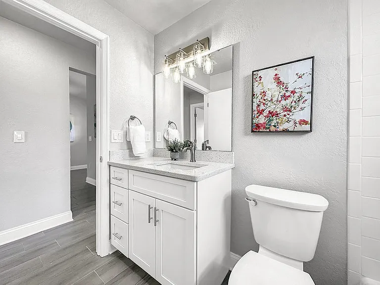 685 Berkley Pointe Dr — Photo 21