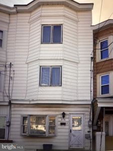 216 E Lloyd St, Shenandoah, PA, 17976