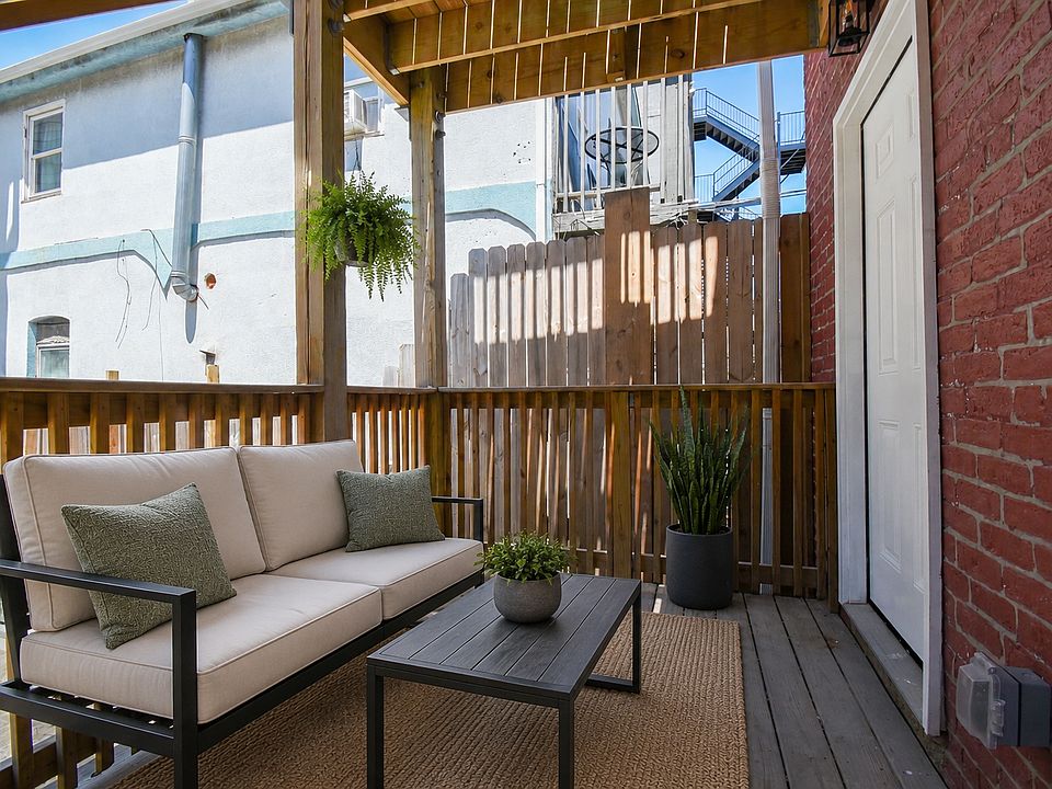 Private deck