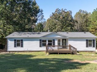 399 Estelle Middleton Rd, Chatsworth, GA 30705