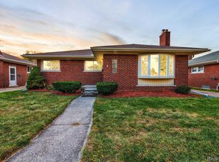 3310 Anna Ave, Trenton, MI 48183