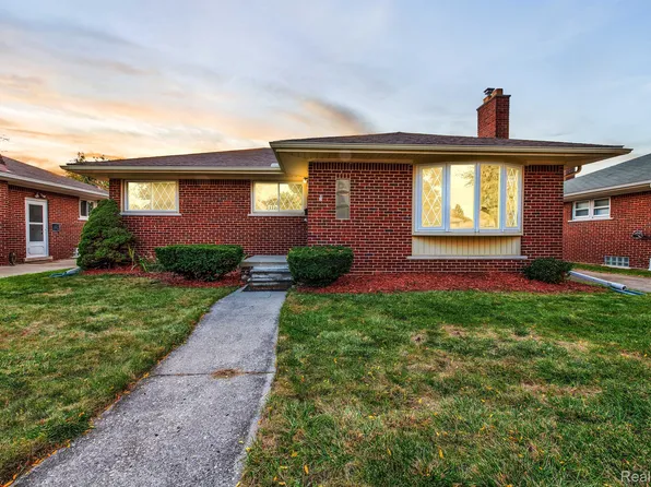 3310 Anna Ave, Trenton, MI 48183