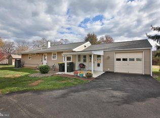 138 Greenbelt Dr, Hatboro, PA 19040