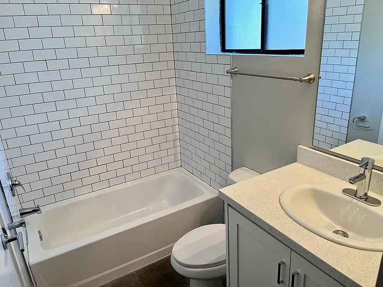 2621 E Campbell Ave #4 — Photo 20