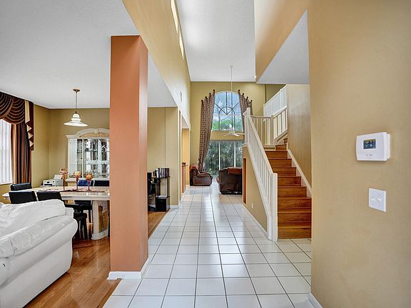 5th image of 7661 Belmonte Boulevard