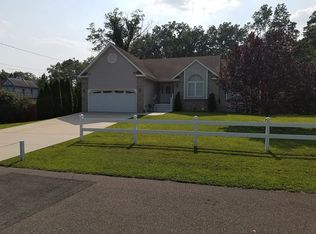 390 McKinley Ave, Bayville, NJ 08721