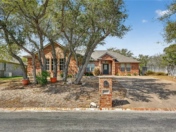 461 Augusta Dr, Rockport, TX 78382
