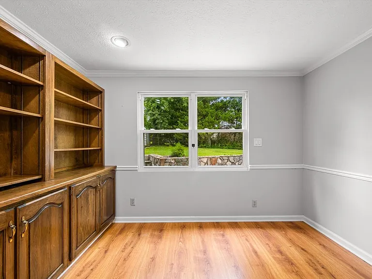 119 Newberry Cir — Photo 32