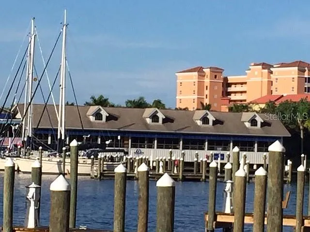 17947 Courtside Landings Cir — Photo 29
