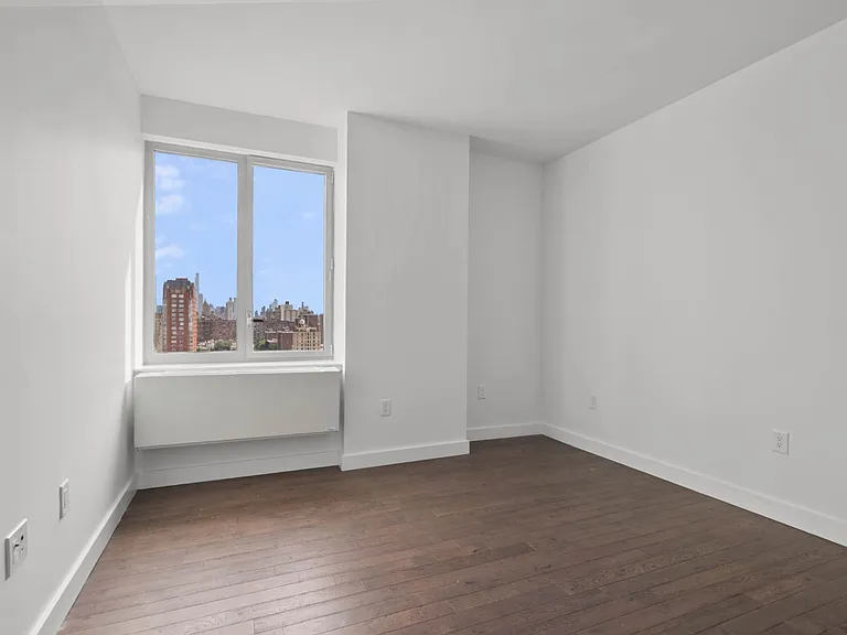 321 W 110th St #19C — Photo 28