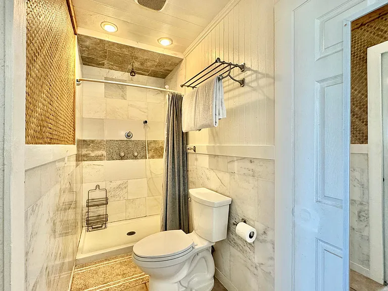 4-1665 Kuhio Hwy #1 — Photo 3