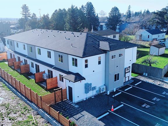 3rd image of 2155 Siddle Loop #1-6