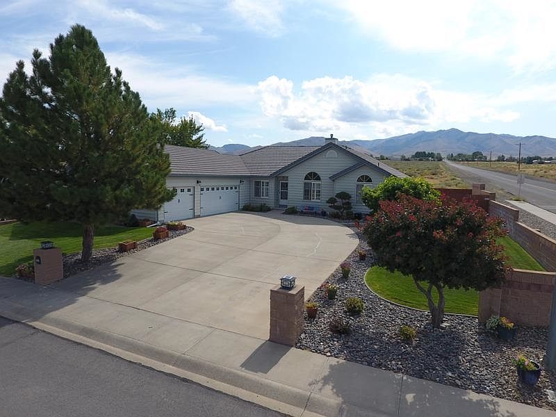 1st image of 4195 Two Rock Dr