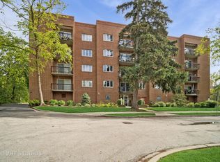 1653 River St APT 405, Des Plaines, IL 60016