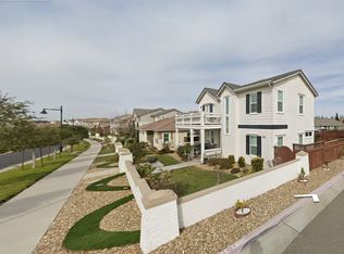 535 Lakeside Dr, Lathrop, CA 95330