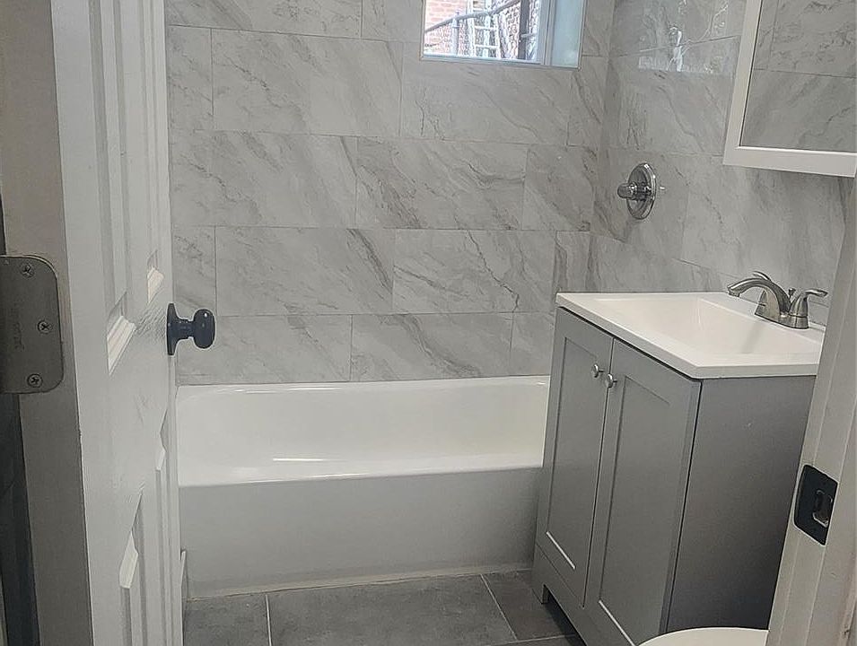 2nd image of 10647 Sutphin Blvd #1R
