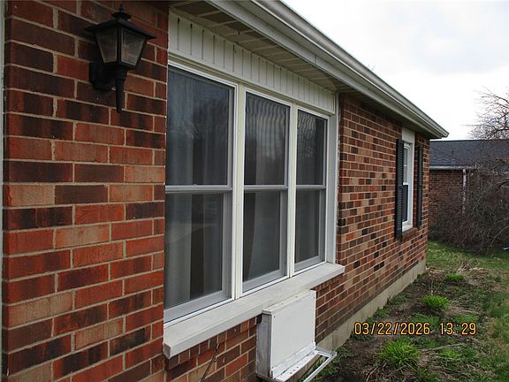4th image of 8460 N Bennett Dr