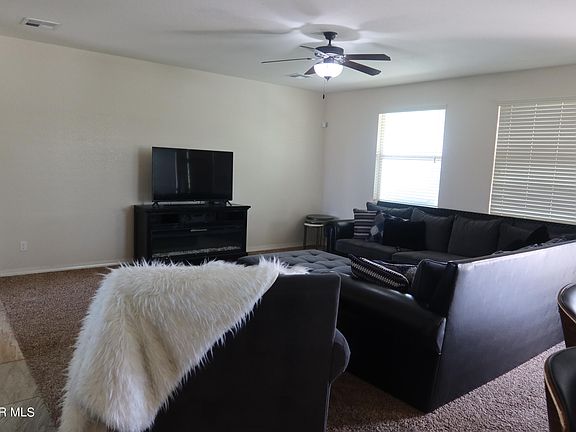 3rd image of 504 Valley Plum Ave