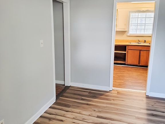 2nd image of 1105 Peachwood Dr