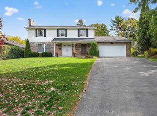 259 Fairway Hill Cres, Kingston, ON K7M2B5