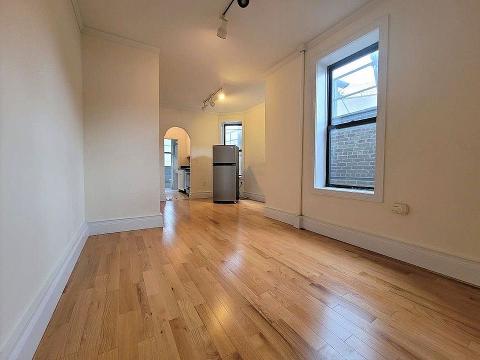 1st image of 48 Stuyvesant St APT 10