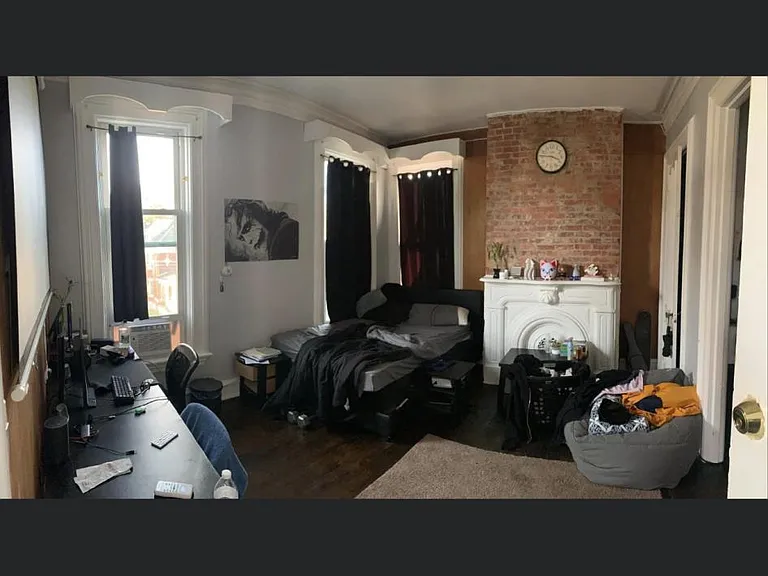 125 Murray St — Photo 4