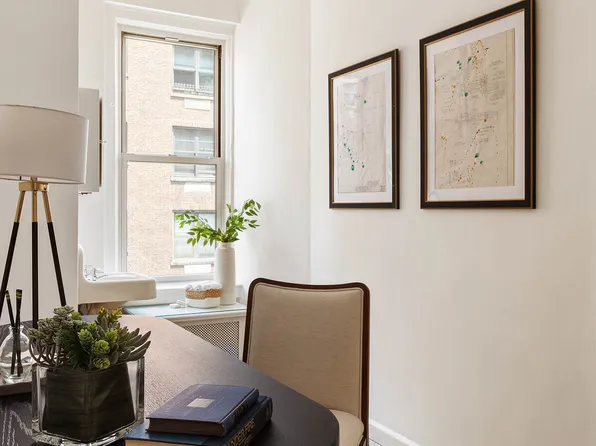 975 Park Avenue image 13 of 16