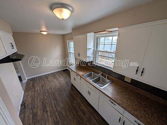5th image of 2484 E 38th St