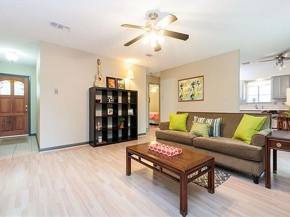 5th image of 7605 Scenic Brook Dr