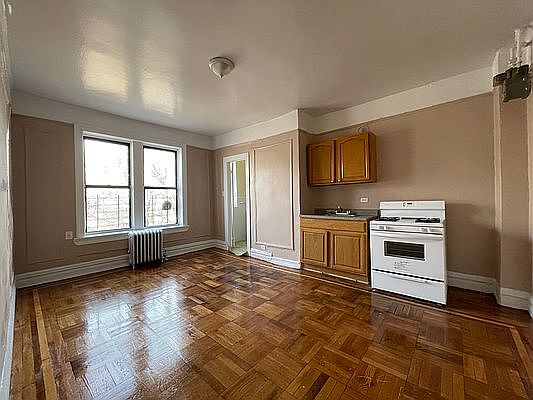 1st image of 2281 University Ave #24