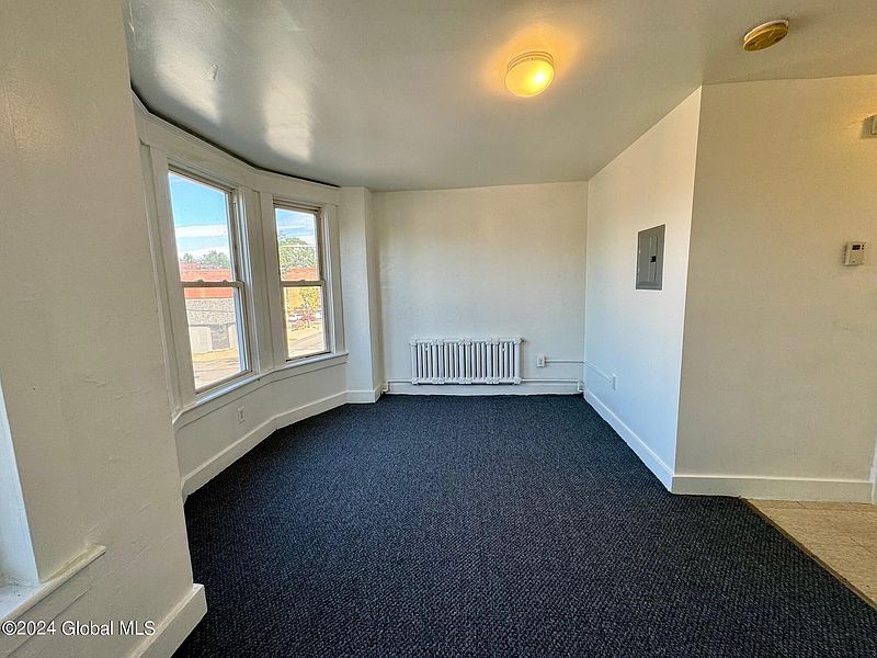 5th image of 113 Central Avenue