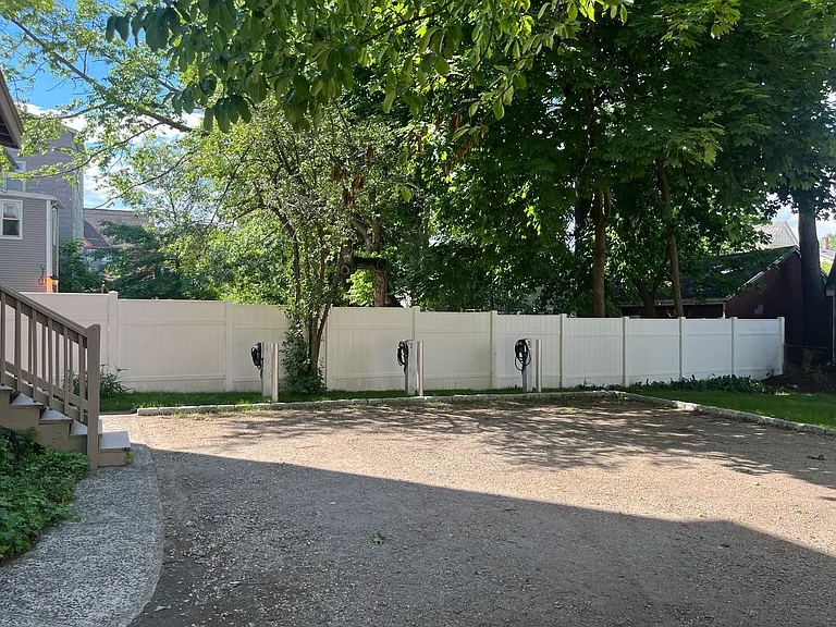 69 Edwards St — Photo 32