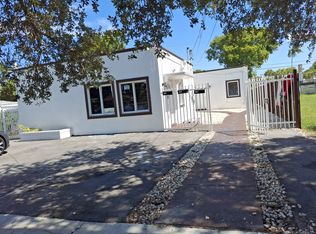 1136 NW 55th St #2, Miami, FL 33127