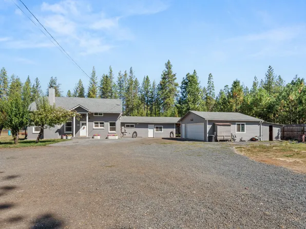 710 Garner Rd, Cave Junction, OR 97523