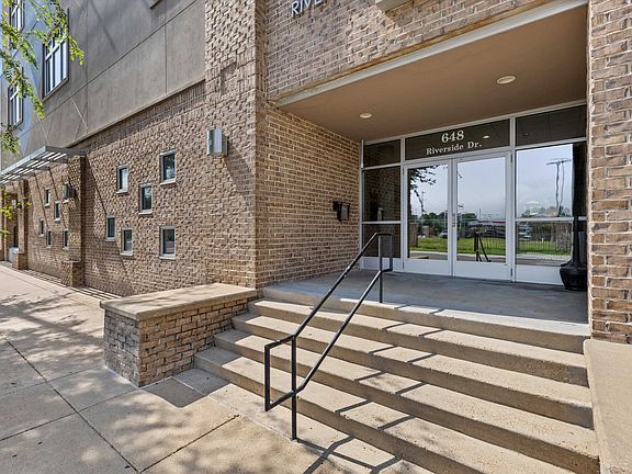 3rd image of 648 Riverside Dr APT 204