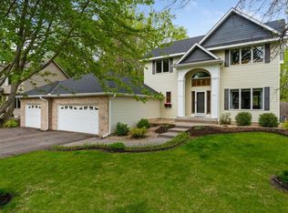 5052 Oxbow Pl, Champlin, MN 55316