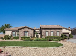 19218 Stratford Way, Apple Valley, CA 92308