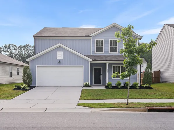1504 Garden Passage Dr, Raleigh, NC 27604