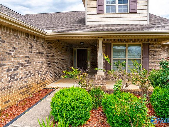 2nd image of 116 Summer Cove Cir NW