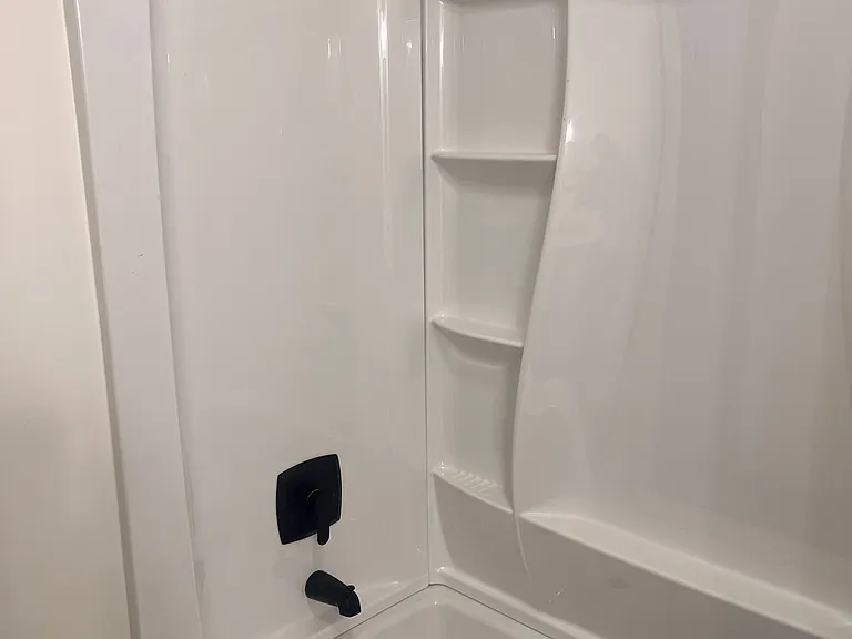 1 bed, 1.0 bath, 850 sqft, $1,000 — Photo 8