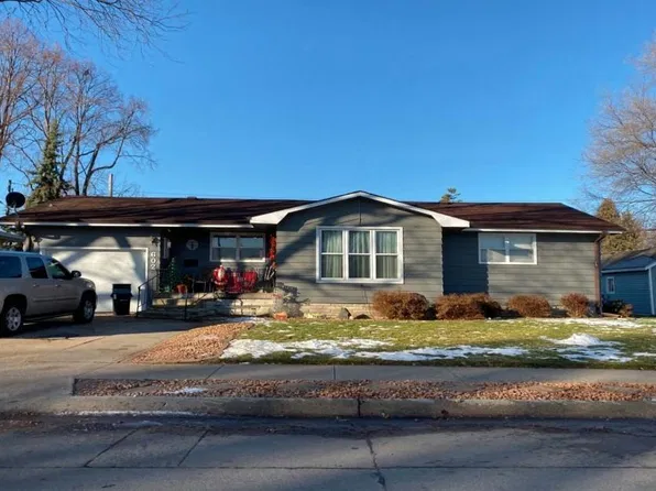 602 S 14th St, Norfolk, NE 68701
