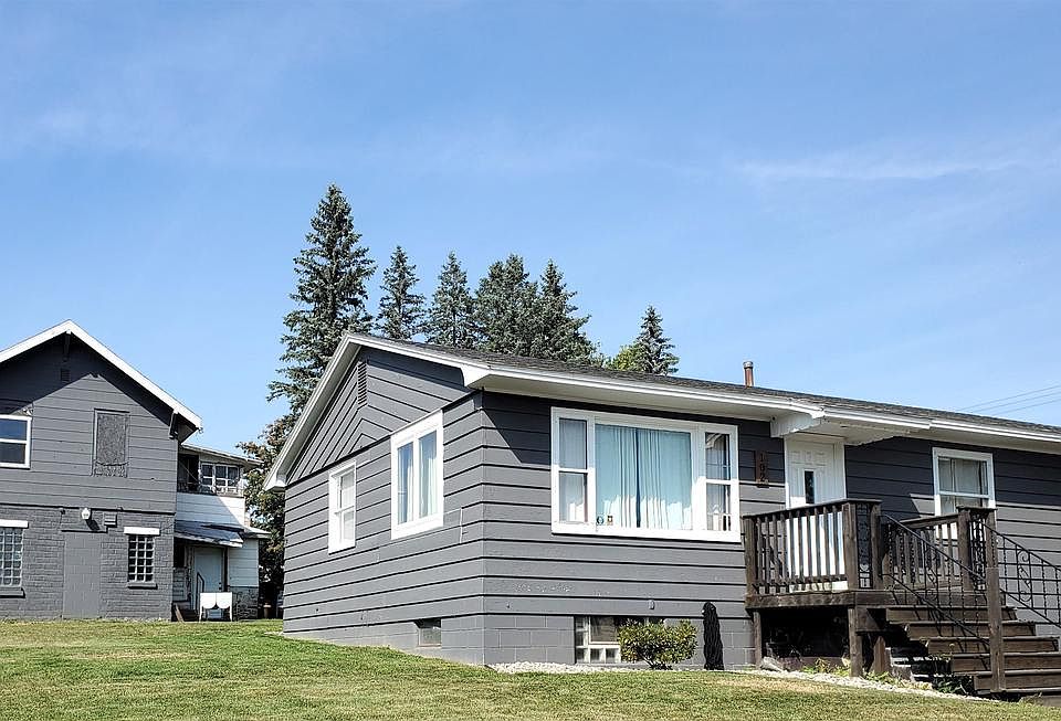 1st image of 102 East SCHOFIELD AVENUE