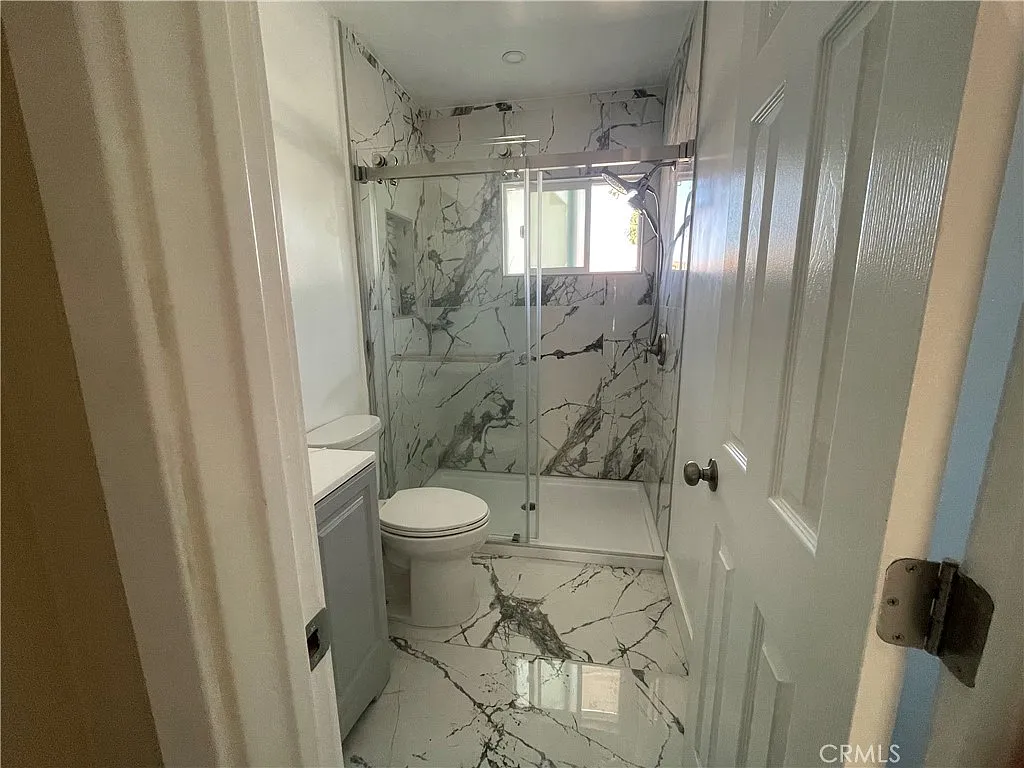 1 bed, 730 sqft, $2,100 — Photo 3