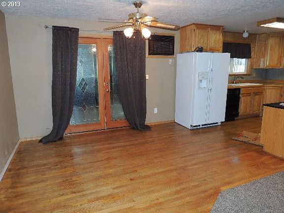 5th image of 9217 NE 95th St
