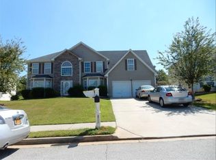 122 Laughlin Dr, Locust Grove, GA 30248