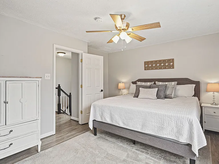5707 Joseph Ct — Photo 22