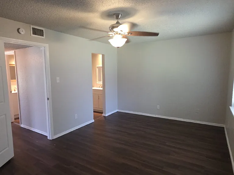 6719 Loma Vista Dr — Photo 7