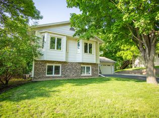 5438 W 140th St, Savage, MN 55378