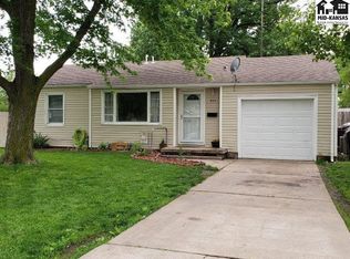 935 N Barber St, McPherson, KS 67460