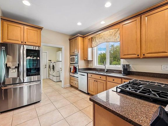 3rd image of 1014 Links Road #52-15